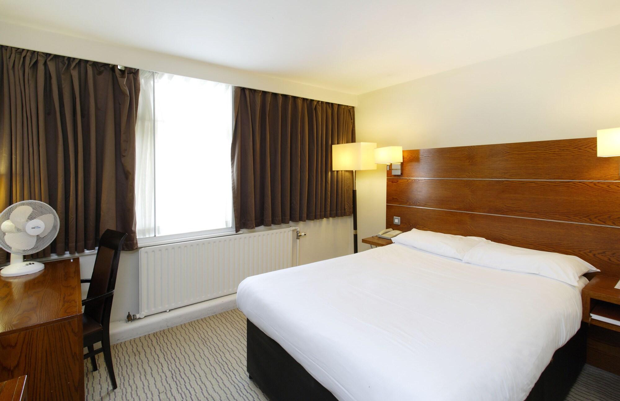 Отель Ramada Solihull, Birmingham Экстерьер фото