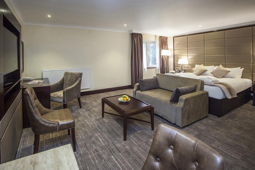 Отель Ramada Solihull, Birmingham Экстерьер фото